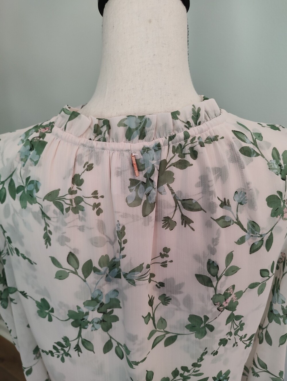 MISA LOS ANGELES Siena White Sage Semi-Sheer Ruffle Top Botanical S - Picture 11 of 15